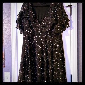 NWOT Torrid Short Sleeve Floral Wrap Dress